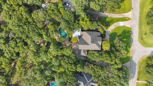 3400 Wild Oaks Court, Burleson, TX 76028