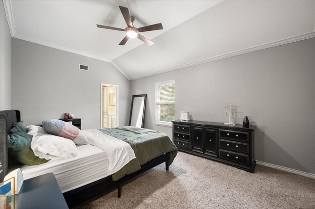 3400 Wild Oaks Court, Burleson, TX 76028