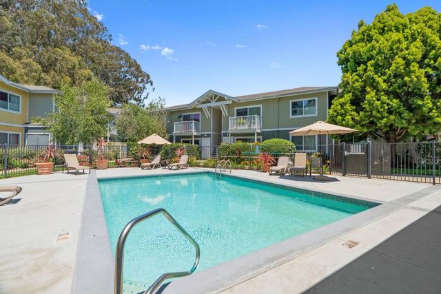 755 14th Avenue 306, Santa Cruz, CA 95062