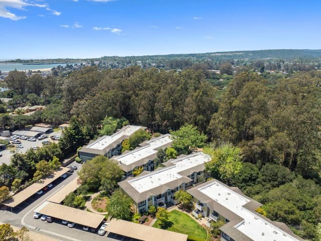 755 14th Avenue 306, Santa Cruz, CA 95062