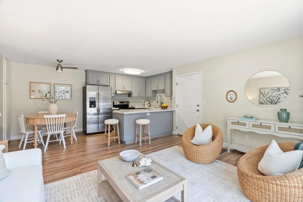 755 14th Avenue 306, Santa Cruz, CA 95062