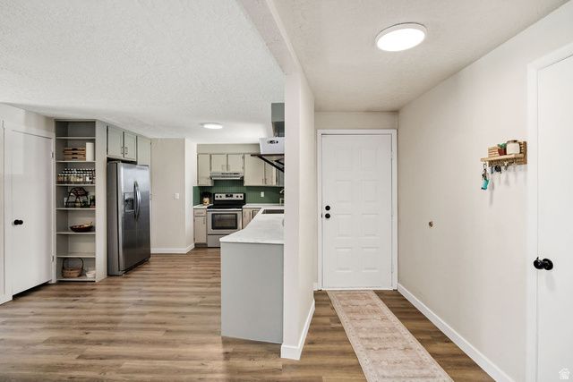 1672 N 1560 E, North Logan, UT 84341