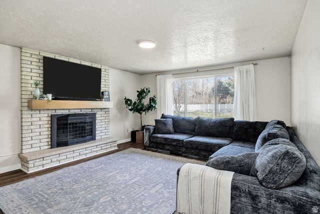 1672 N 1560 E, North Logan, UT 84341