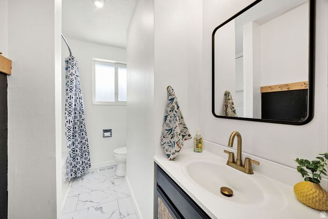 1672 N 1560 E, North Logan, UT 84341