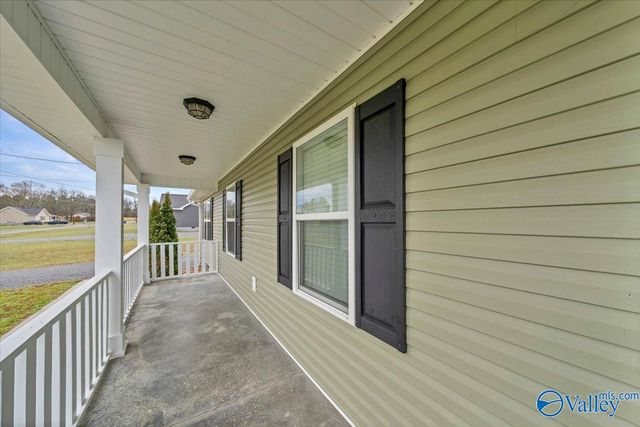 125 County Road 1033, Fort Payne, AL 35968