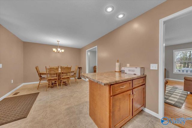 125 County Road 1033, Fort Payne, AL 35968