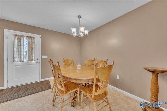 125 County Road 1033, Fort Payne, AL 35968