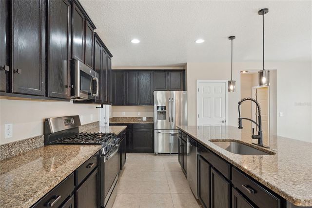 2227 NAPONE LANE, Minneola, FL 34715