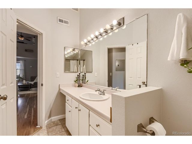 2850 W Centennial Dr D, Littleton, CO 80123