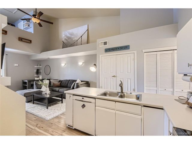 2850 W Centennial Dr D, Littleton, CO 80123