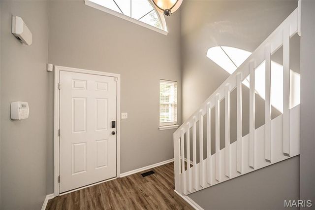 11932 Autumn Lakes Drive, Maryland Heights, MO 63043