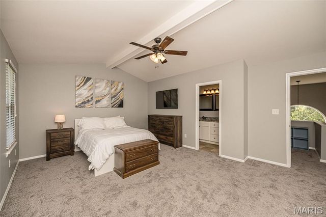 11932 Autumn Lakes Drive, Maryland Heights, MO 63043