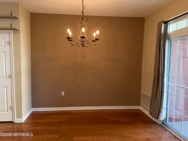 418 Sophee Lane, Lakewood, NJ 08701