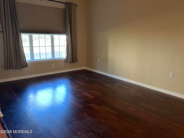 418 Sophee Lane, Lakewood, NJ 08701