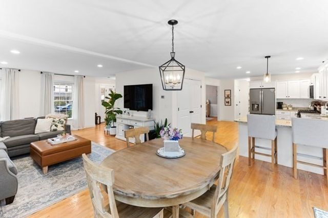 11 Highland St, Easton, MA 02375