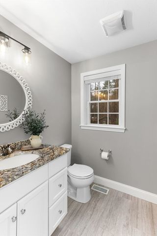 11 Highland St, Easton, MA 02375