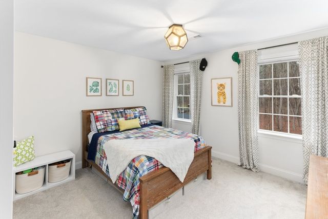 11 Highland St, Easton, MA 02375