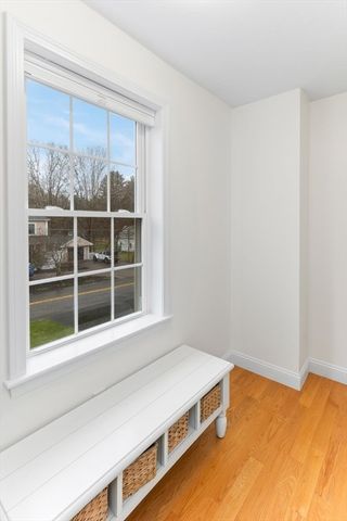11 Highland St, Easton, MA 02375