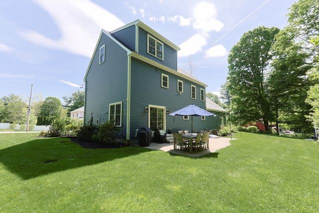 11 Highland St, Easton, MA 02375