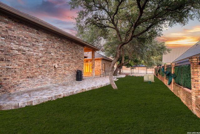 136 WESTCOURT LN, San Antonio, TX 78257
