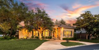 136 WESTCOURT LN, San Antonio, TX 78257