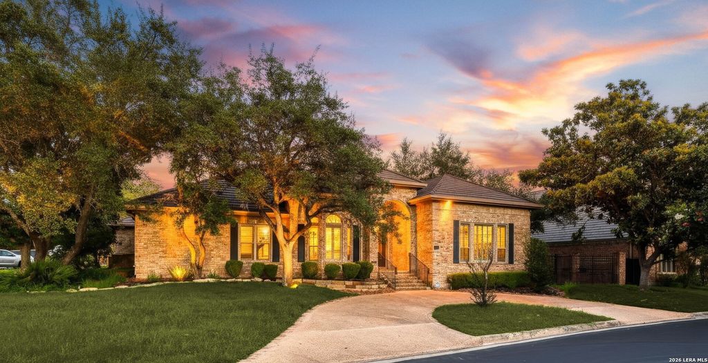 136 WESTCOURT LN, San Antonio, TX 78257