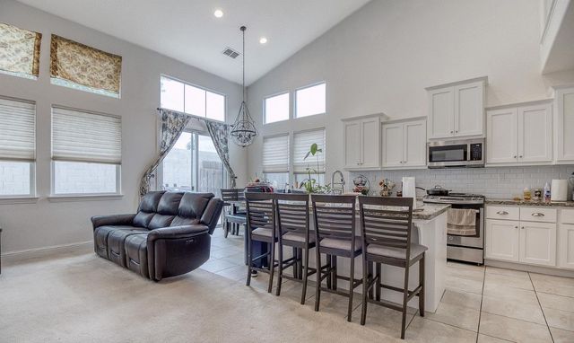 3453 Bungalows Dr, Tracy, CA 95376