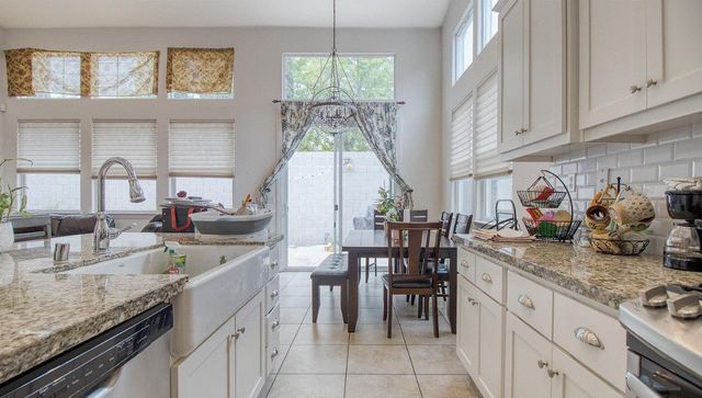 3453 Bungalows Dr, Tracy, CA 95376