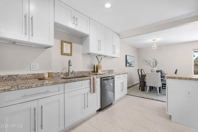 3001 N 43RD Place, Phoenix, AZ 85018