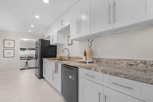 3001 N 43RD Place, Phoenix, AZ 85018