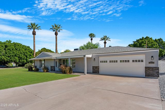 3001 N 43RD Place, Phoenix, AZ 85018