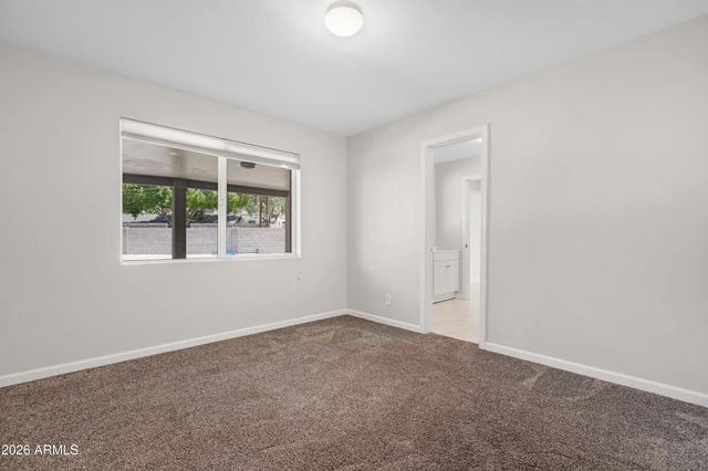 3001 N 43RD Place, Phoenix, AZ 85018