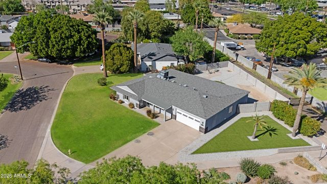 3001 N 43RD Place, Phoenix, AZ 85018