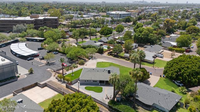 3001 N 43RD Place, Phoenix, AZ 85018