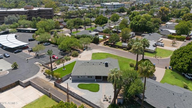 3001 N 43RD Place, Phoenix, AZ 85018