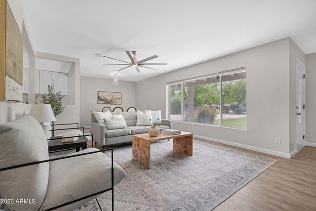 3001 N 43RD Place, Phoenix, AZ 85018