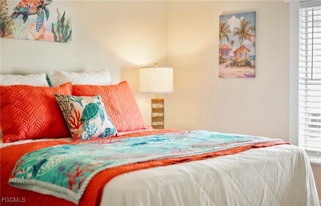 112 Poinsettia DR, Fort Myers, FL 33905