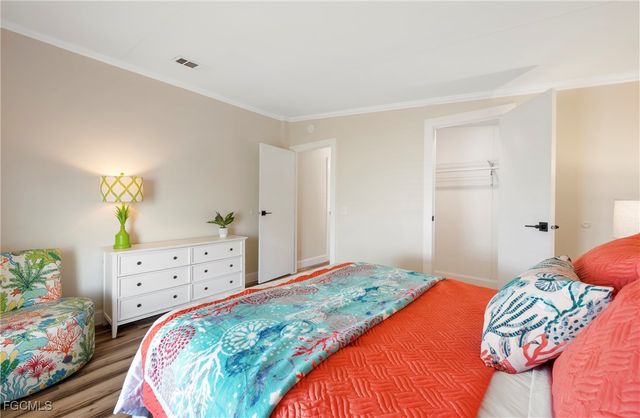 112 Poinsettia DR, Fort Myers, FL 33905