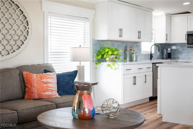 112 Poinsettia DR, Fort Myers, FL 33905