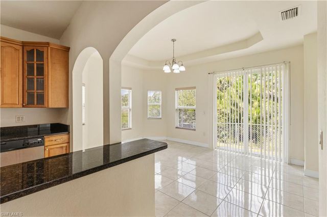 2495 62nd AVE NE, Naples, FL 34120