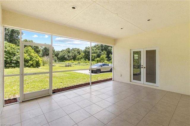 2495 62nd AVE NE, Naples, FL 34120