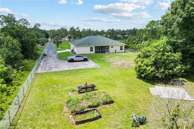 2495 62nd AVE NE, Naples, FL 34120