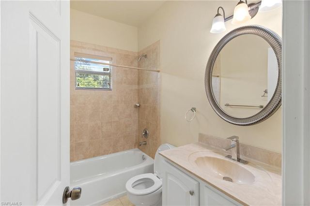 2495 62nd AVE NE, Naples, FL 34120