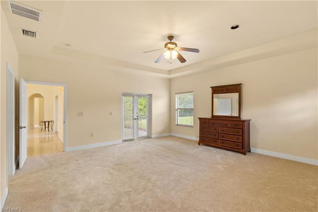 2495 62nd AVE NE, Naples, FL 34120