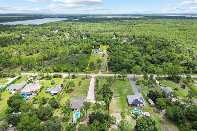 2495 62nd AVE NE, Naples, FL 34120