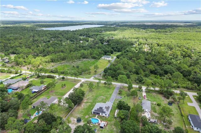 2495 62nd AVE NE, Naples, FL 34120