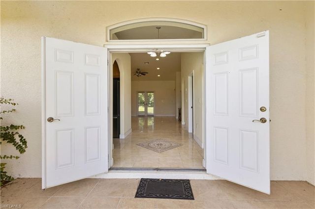 2495 62nd AVE NE, Naples, FL 34120