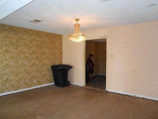 8535 Wiggins Street, Houston, TX 77029