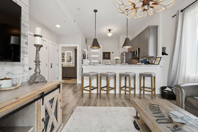 2521 Clifton Ave Apt 203, Nashville, TN 37209