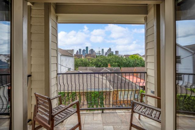 1013 Crocker Street, Houston, TX 77019